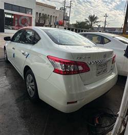 نیسان سێنترا